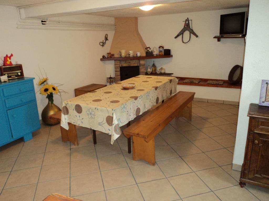 Studio Apartment Md Roč الغرفة الصورة